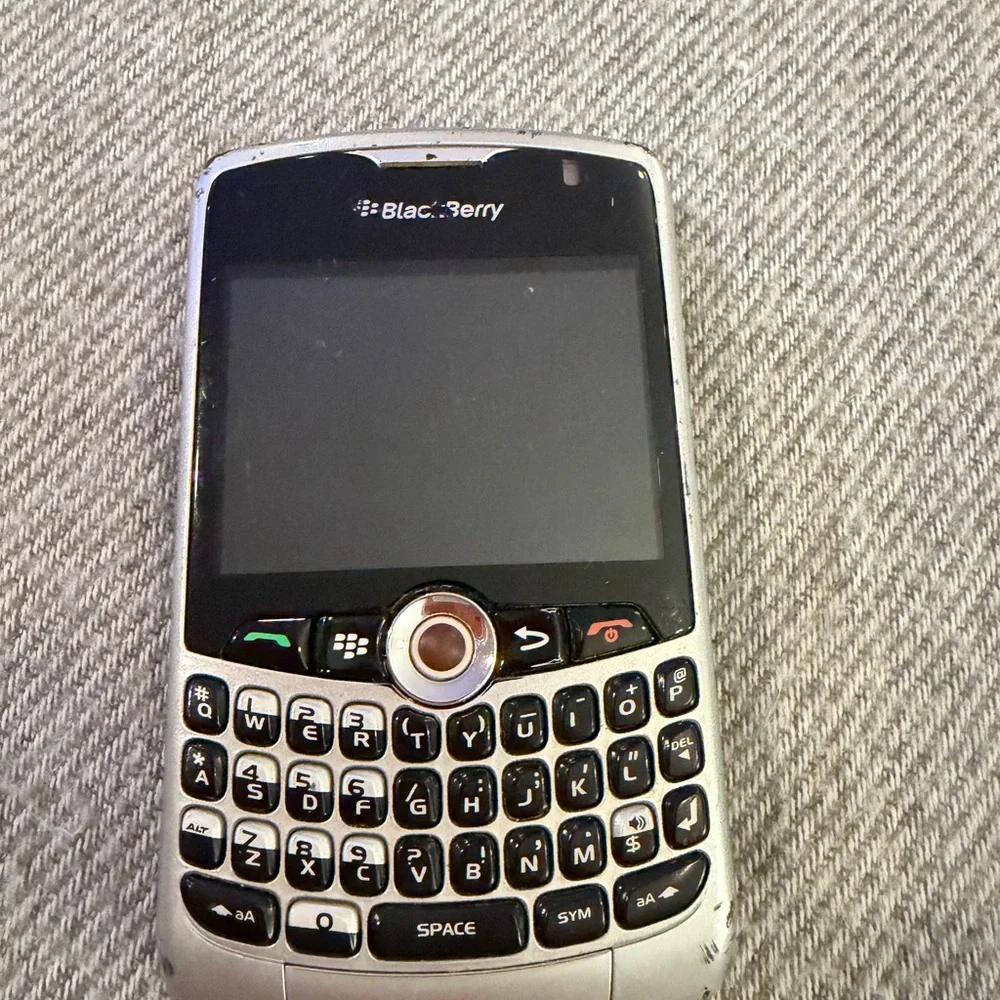 BlackBerry 8330 Mobile Phone